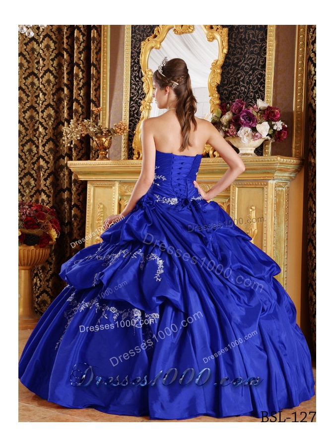 2014 Sweet Royal Blue Puffy Strapless Appliques Quinceanera Dresses