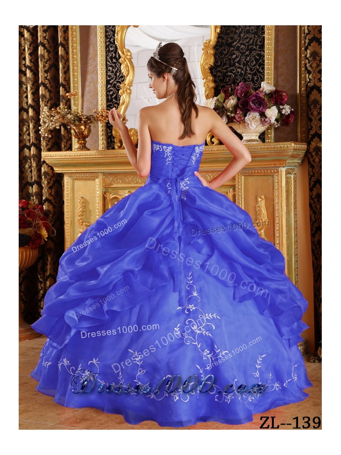 Ryal Blue Puffy Strapless with Embroidery for 2014 Quinceanera Dress