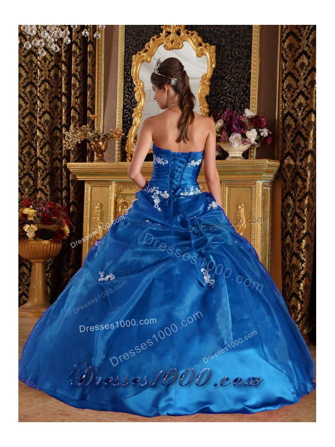 2014 Simple Puffy Quinceanera Dress with Strapless Appliques