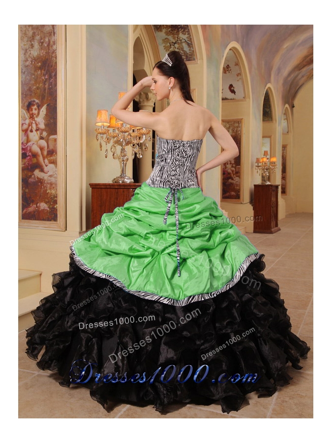 Pretty Ball Gown Sweetheart Ruffles Taffeta and Organza Quinceanera Gowns