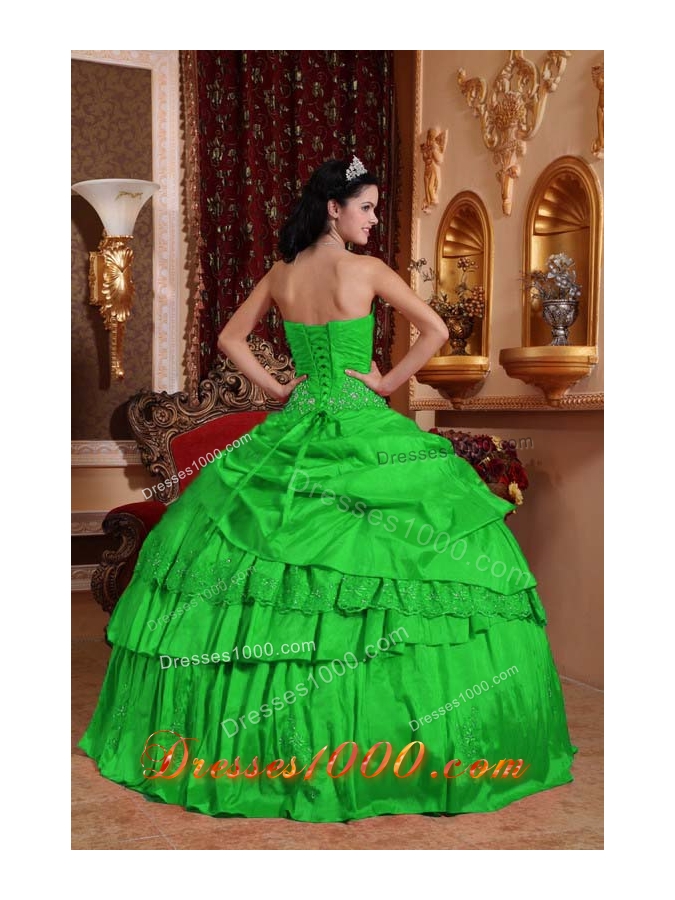 Puffy Taffeta Beading and Appliques Quinceanera Gown with Sweetheart