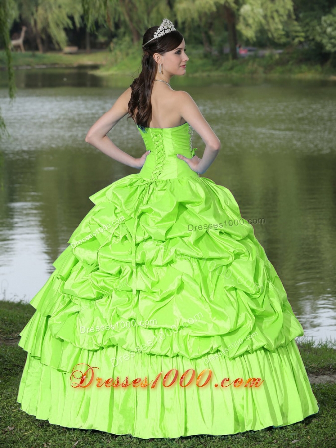 2014 Discount Strapless Quinceanera Dresses With Beaded Decorate