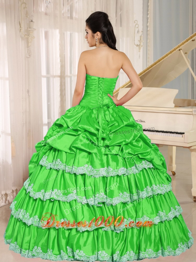 Spring Green Beaded and Appliques Custom Made Quinceanera Dresses