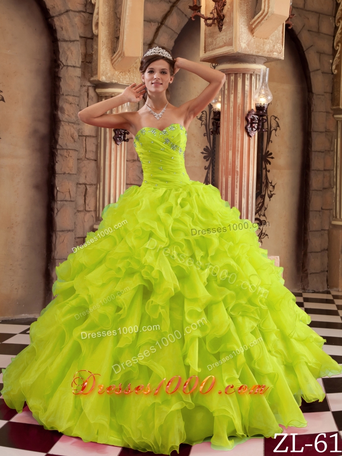 Lime Green Princess Sweetheart Quinceanera Dresses with Organza Ruffles
