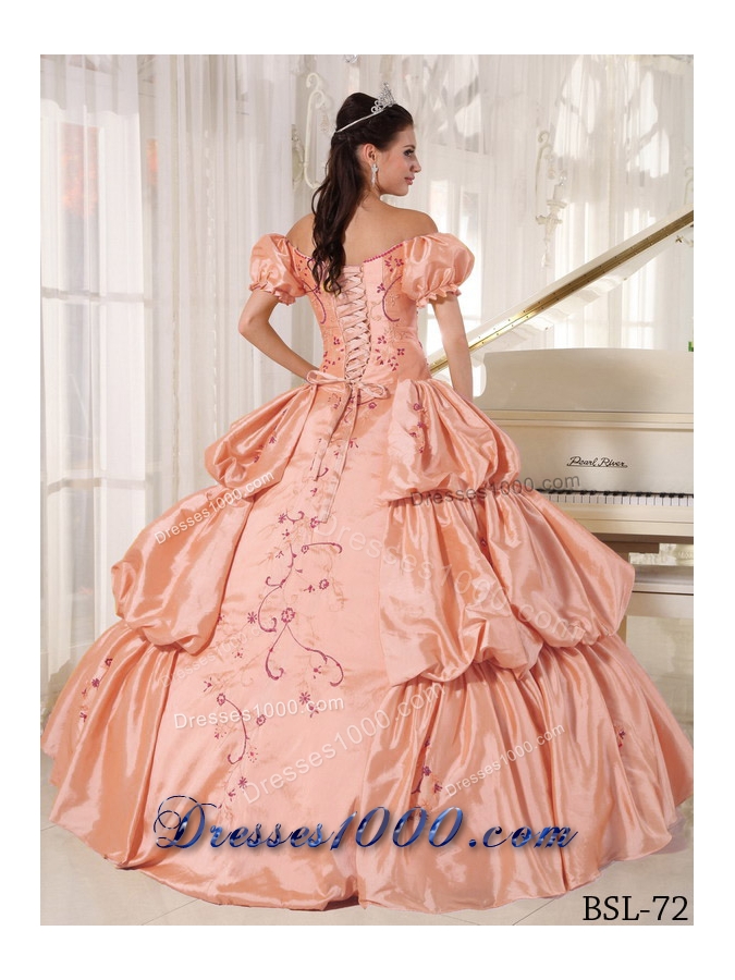 Off The Shoulder Quinceanera Dresses Gowns with Embroidery and Pick-ups