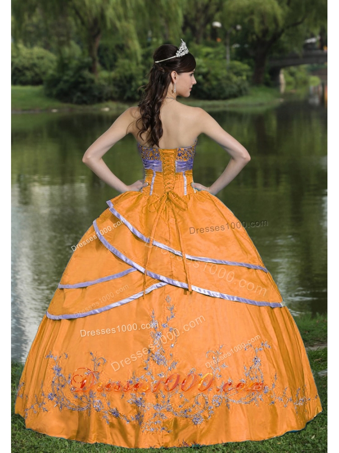 Pretty Orange Puffy Quinceanera Gowns with Embroidery