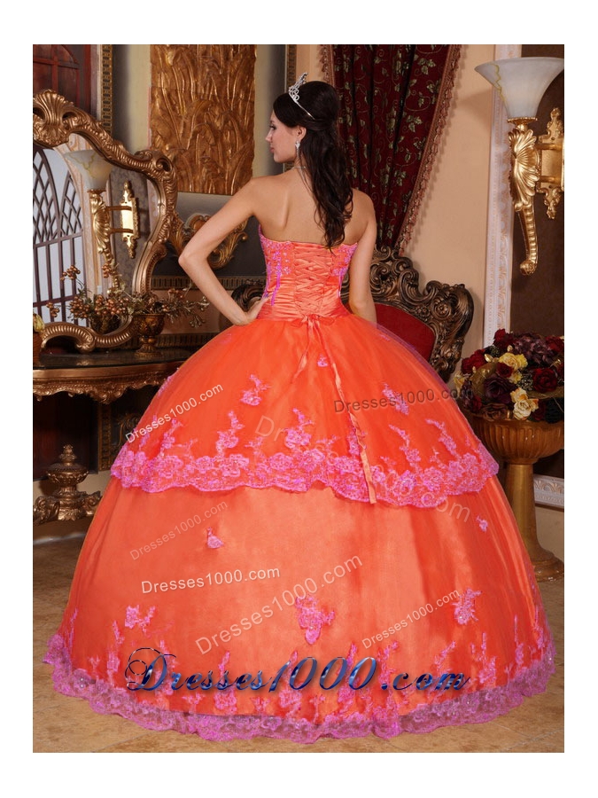 Orange Red Puffy Strapless Organza Sweet 15 Dresses with Appliques