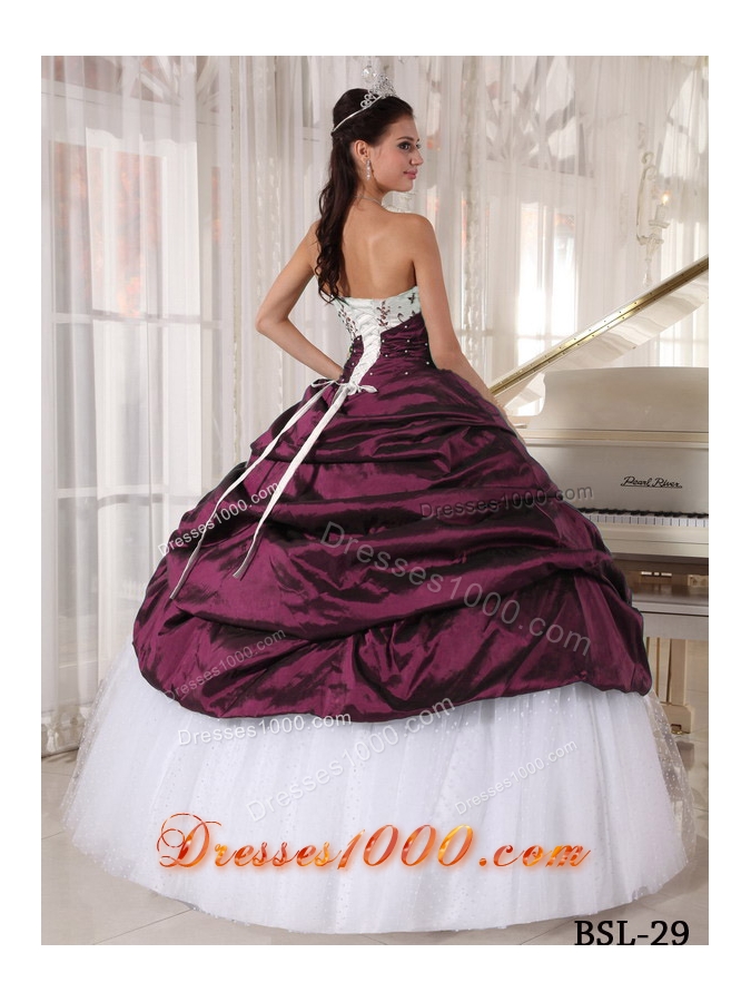 2014 Beautiful Puffy Strapless Embroidery Quinceanera Dresses with Pick-ups