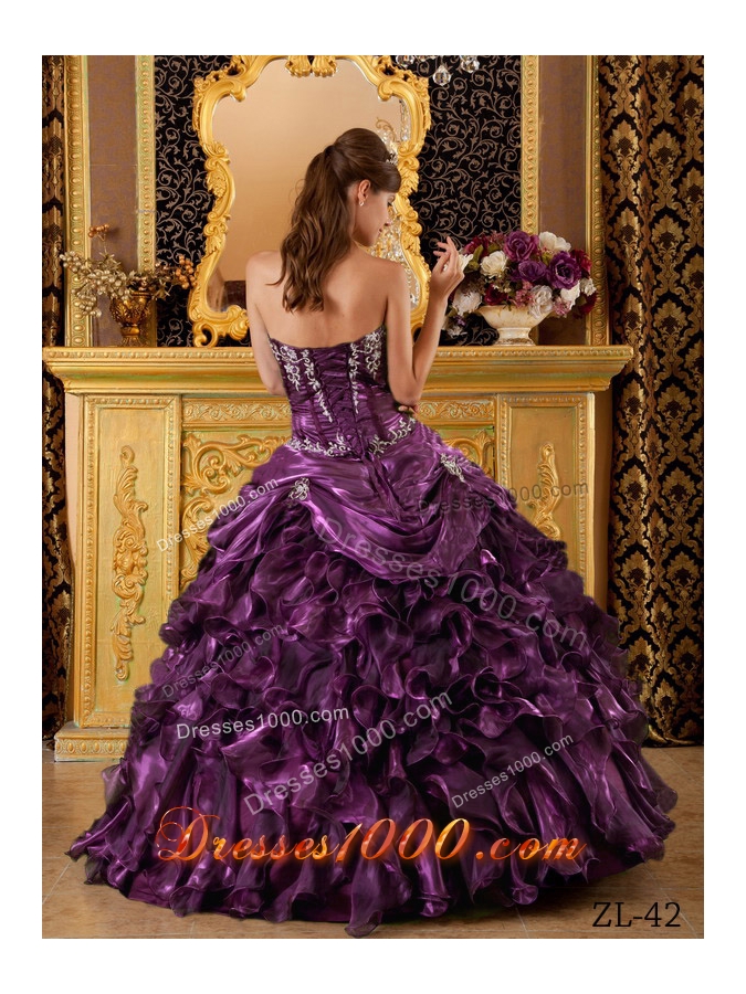 2014 Cheap Dark Purple Puffy Sweetheart Ruffles Quinceanera Dresses with Beading