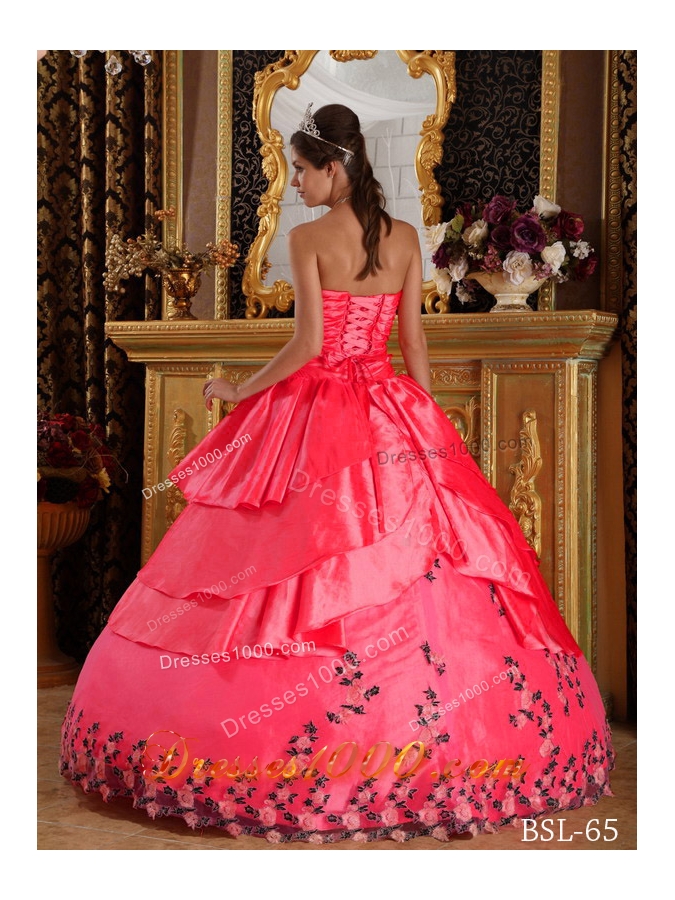 2014 Classical Coral Red Puffy Sweetheart Appliques Quinceanera Dress with Beading