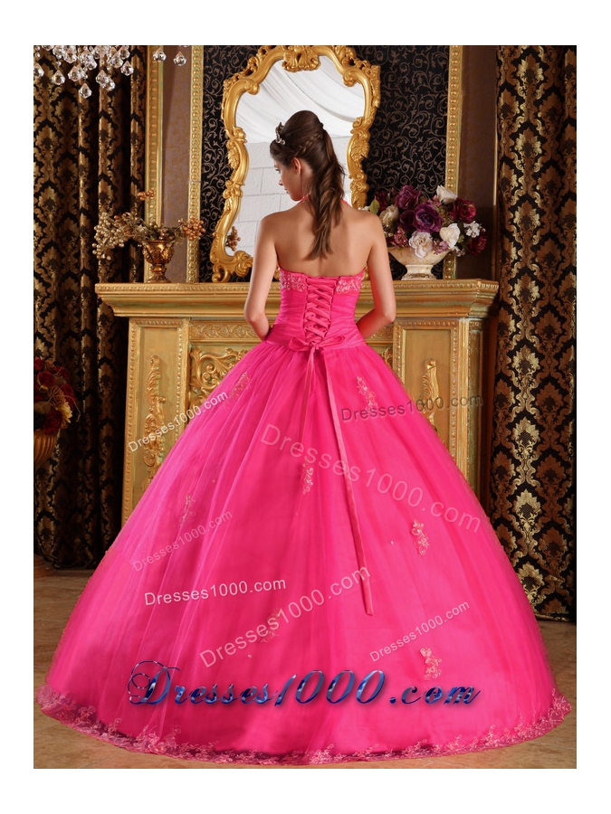 2014 Hot Pink Puffy Halter Appliques Tulle Quinceanera Dress with Beading