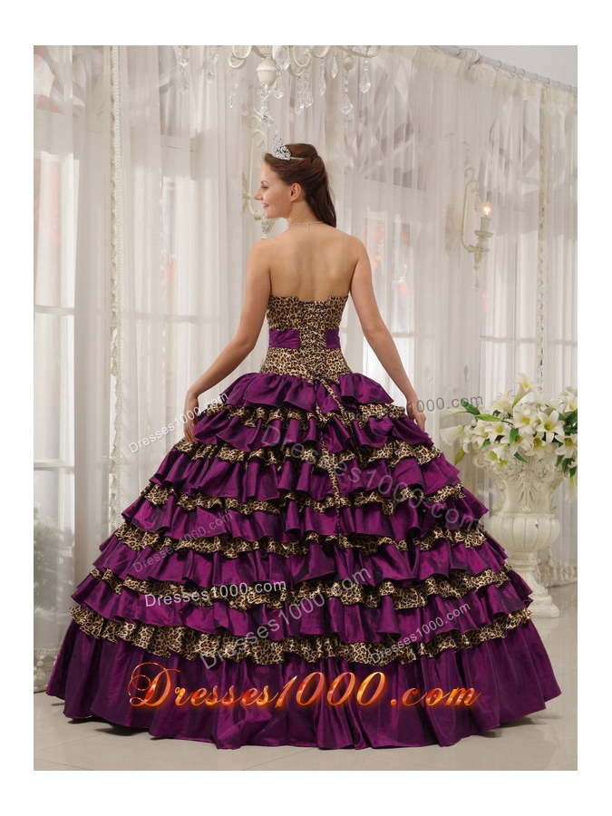 2014 Pretty Purple Ball Gown Sweetheart Quinceanera Dresses with Ruffled Layers
