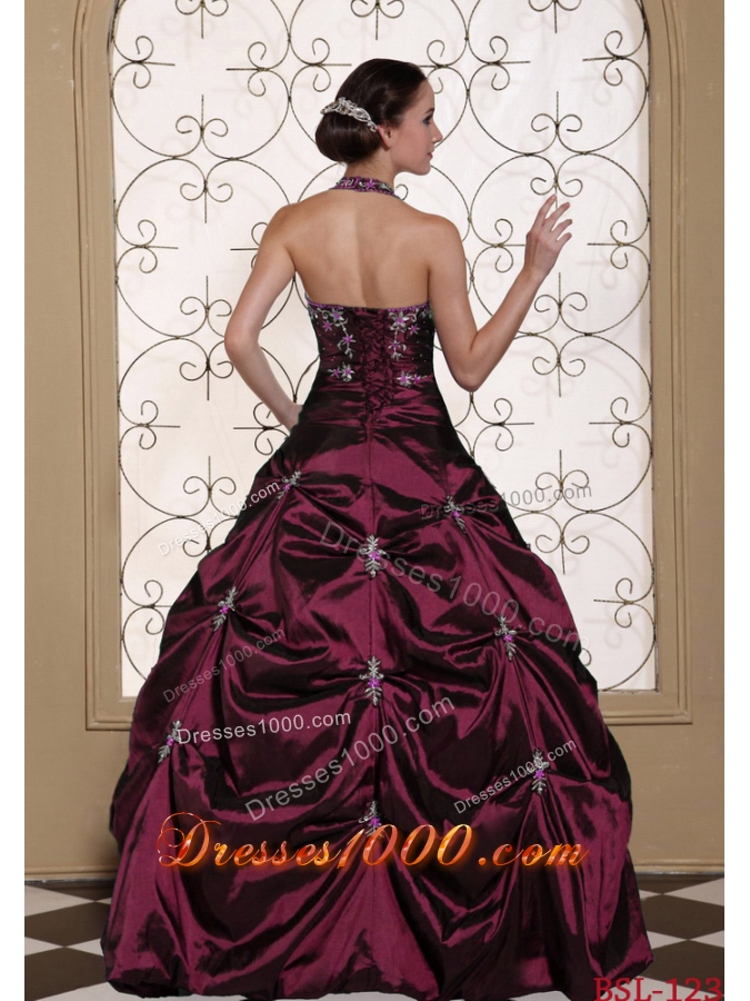 2014 Romantic Halter Top Puffy Embroidery Quinceanera Dresses With Beading