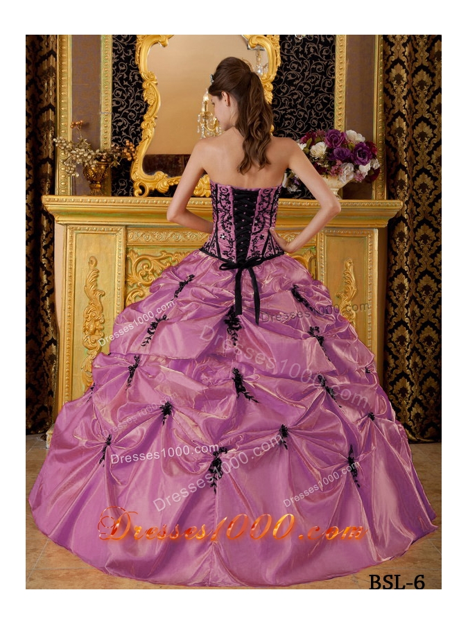 Discount Strapless Sweet 16 Dresses with Black Appliques