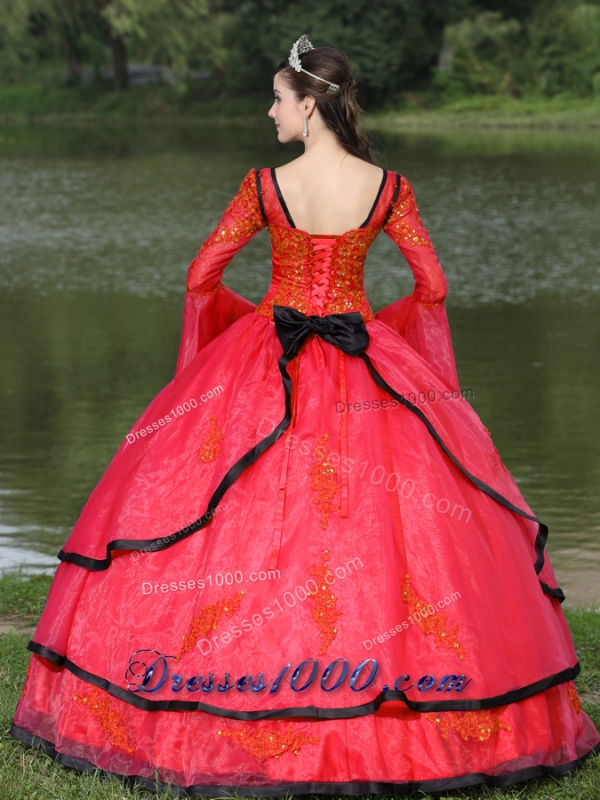 2014 The Most Popular Long Sleeves Appliques and Beading Red Quinceanera Dress With V-neck
