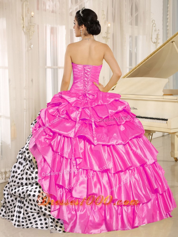 Popular Strapless Pink Quinces Dresses with Layers and Pick-ups