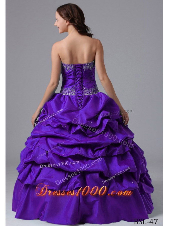 2014 Ball Gown Pick-ups Purple Sweet 15 Dresses with Beading