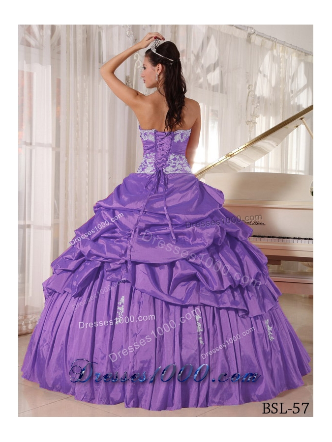 Puffy Sweetheart Quinceanera Gowns with Appliques and Pick-ups