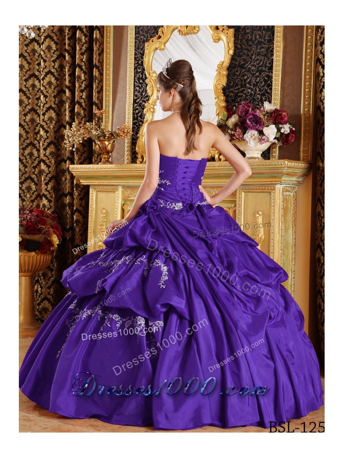 2014 Purple Ball Gown Strapless Appliques and Pick-ups Sweet 16 Dresses