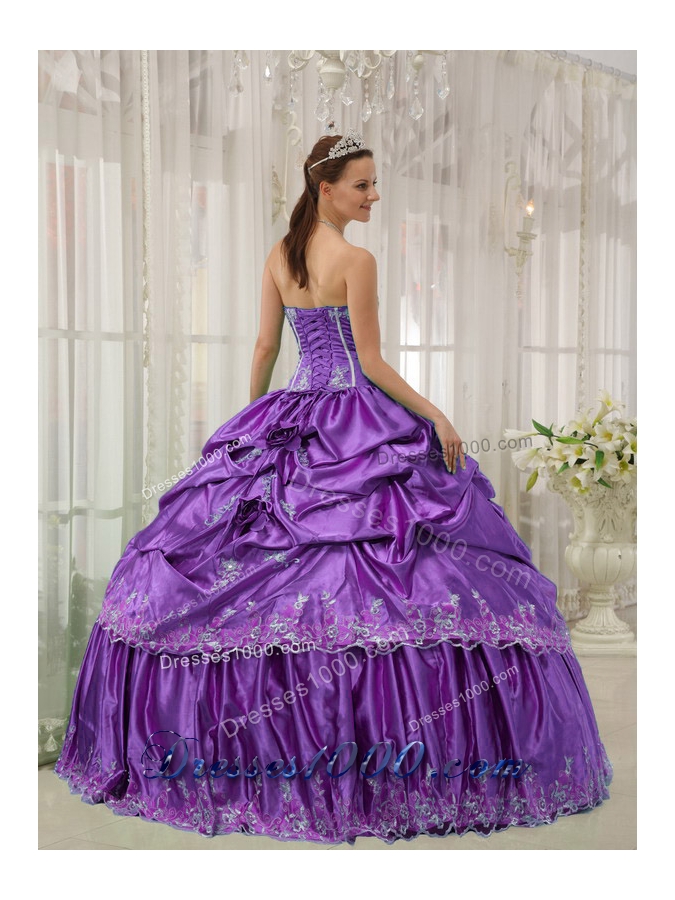 Strapless Taffeta Flowers and Applique for Purple Quinceanera Gown