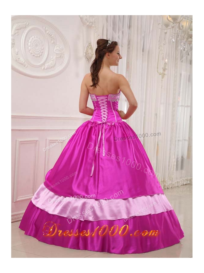 Elegant Ball Gown Sweetheart Quinceanera Dress with Appliques Beading
