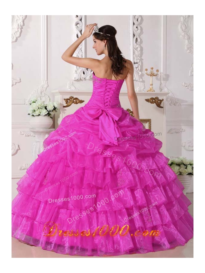 Cheap Pink Ball Gown Strapless Quinceanera Dress with Organza Appliques