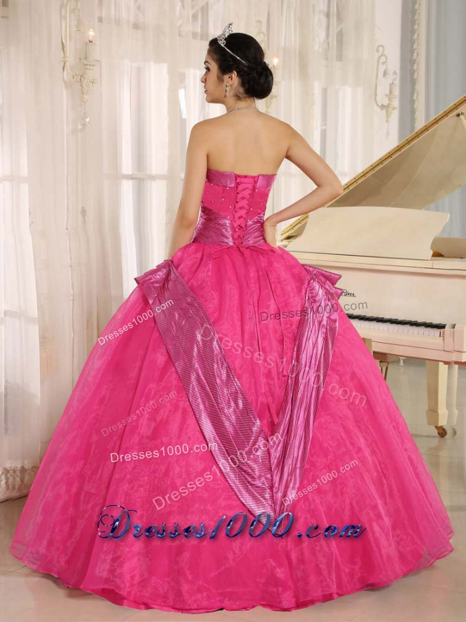 2014 Pretty Quinceanera Gowns With Beaded Decorate Strapless