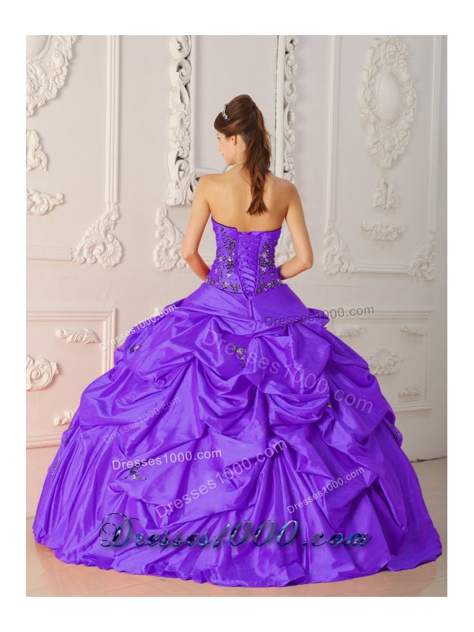 Pretty Purple Ball Gown Pick-ups Quinceanera Dress with Strapless Appliques