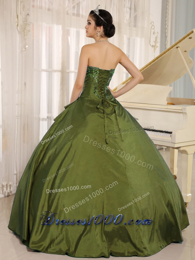 Pretty Olive Green Embroidery Quinceanera Dress with Sweetheart