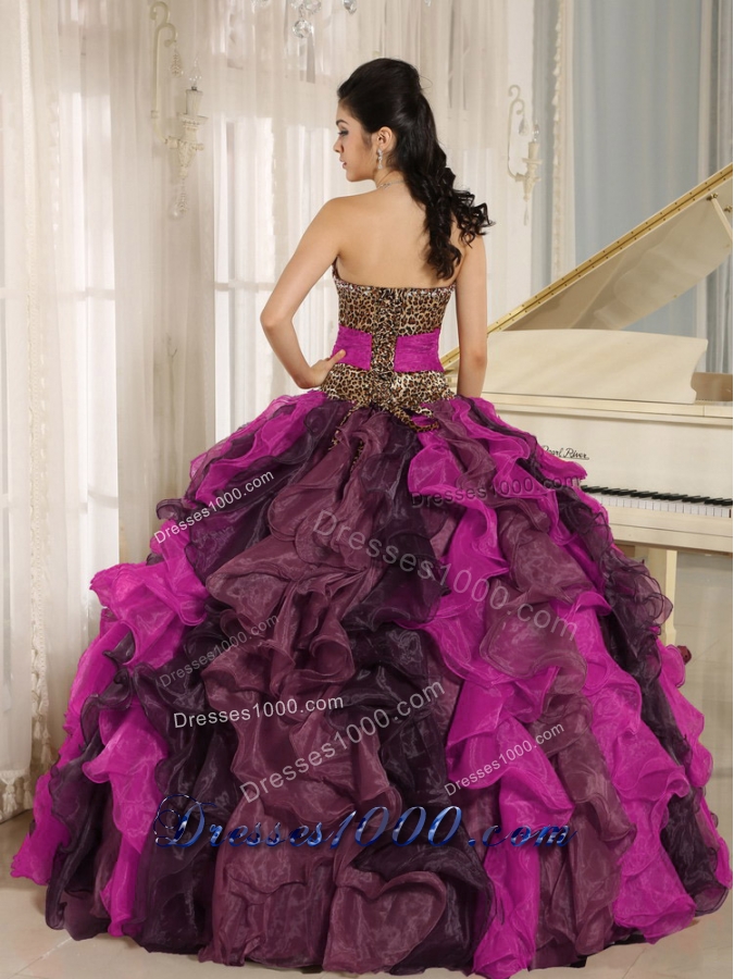 Exclusive Wholesale V-neck Ruffles Multi-color 2014 Quinceanera Dresses With Beading
