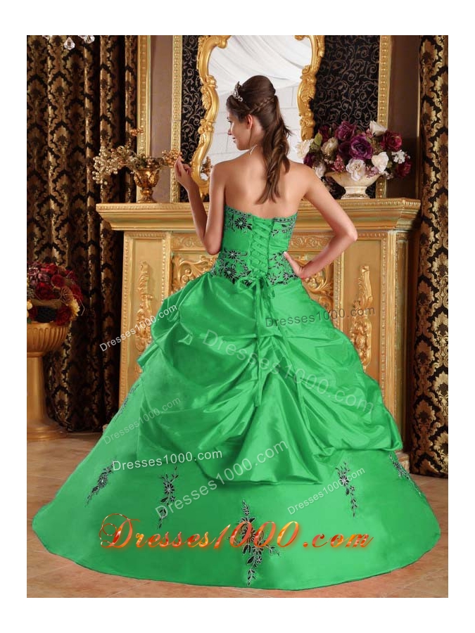 2014 New Style Green Puffy Strapless Embroidery Quinceanera Dress with Hand Made Flower
