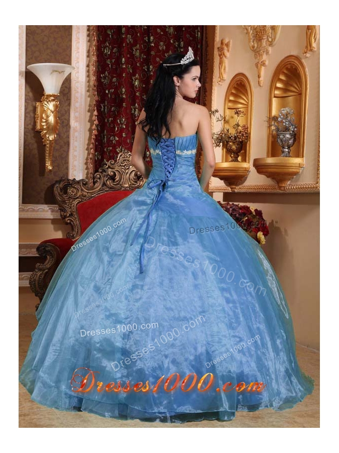 2014 Pretty Light Blue Puffy V-neck Beading Quinceanera Dresses