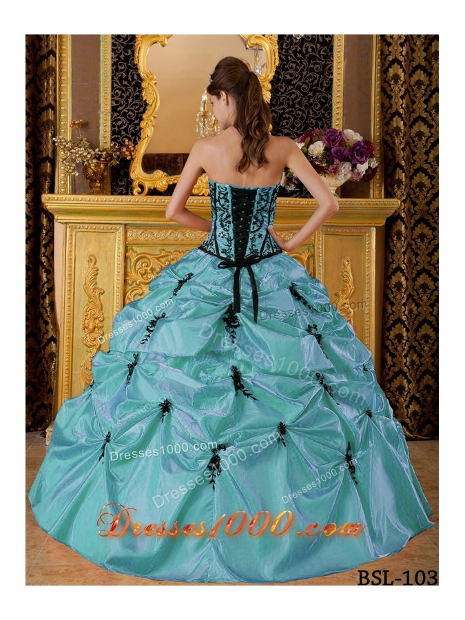 Pretty Baby Blue Puffy Strapless Embroidery for 2014 Quinceanera Dresses