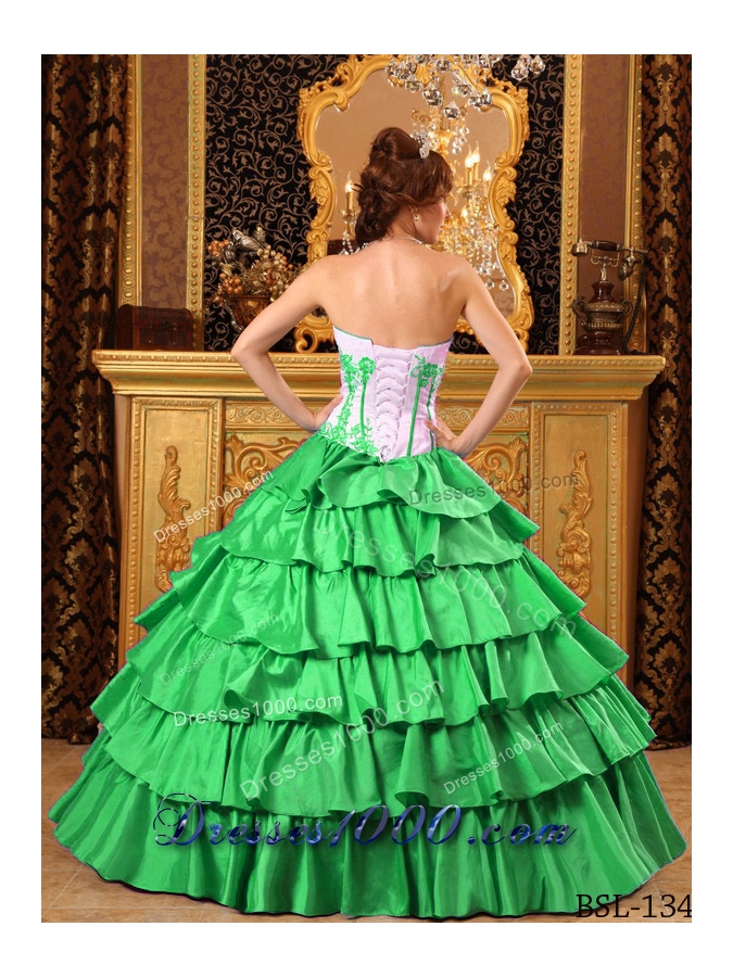2014 Green Puffy Sweetheart Embroidery Quinceanera Dress with Layers