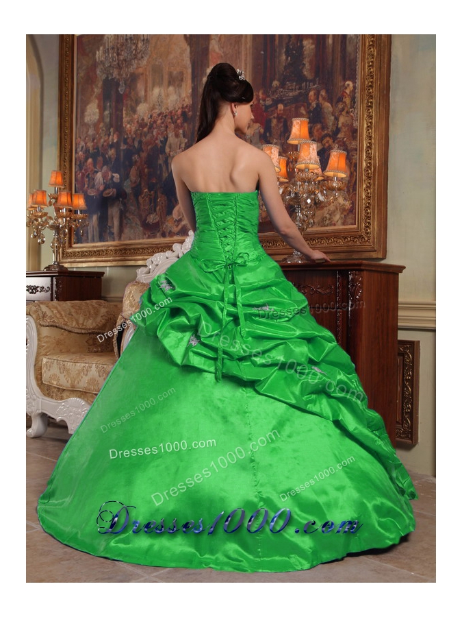2014 The Most Popular Sweetheart with Pick-ups and Beading for Green Quinceanera Dress