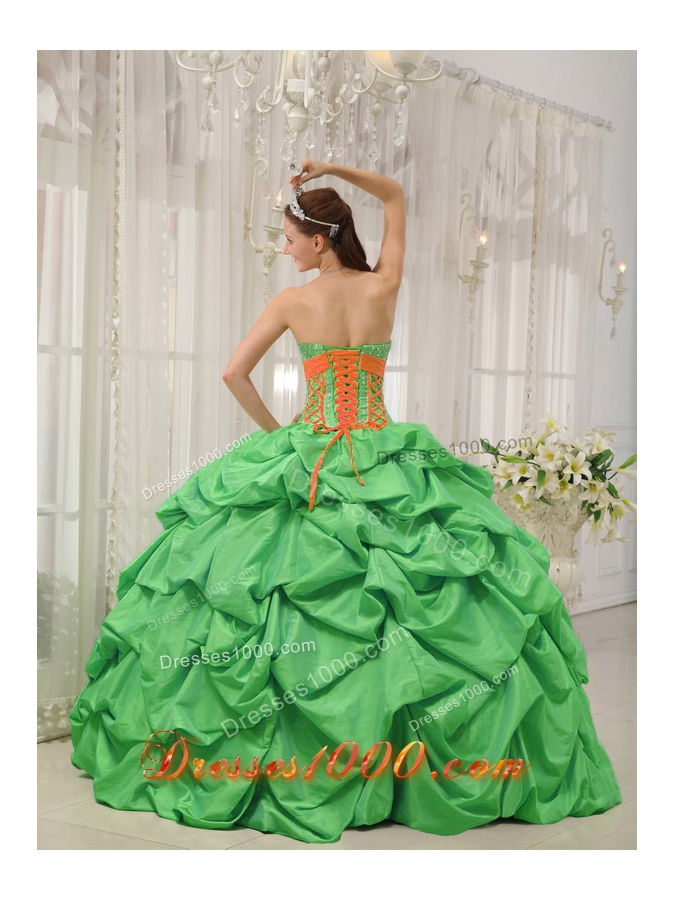 Brand New Puffy Sweetheart for 2014 Green Quinceanera Dress with Pick-ups and Beading