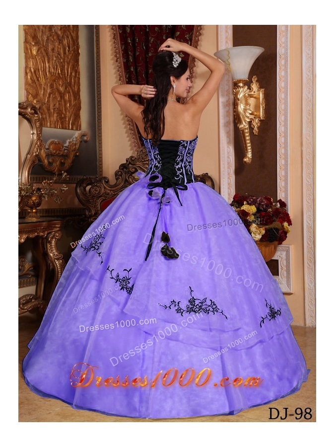 Gorgeous Puffy Strapless 2014 Embroidery Quinceanera Dresses with Bowknot