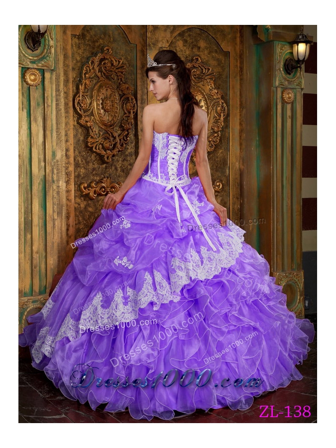 Elegant Puffy Strapless Lace Ruffles Quinceanera Dresses for 2014 Spring