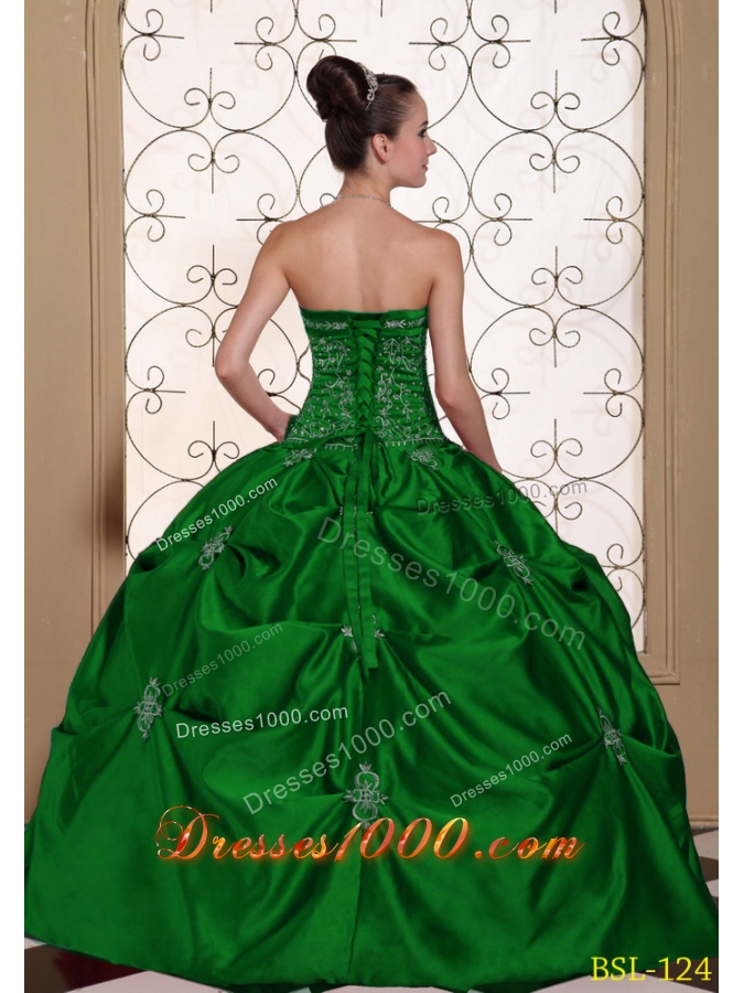 Embroidery Strapless Modest Quinceanera Dresses with Pick-ups