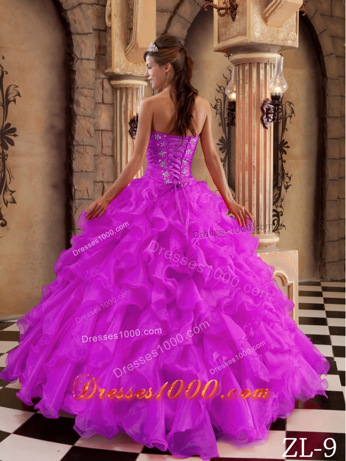 2014 Spring Sweetheart Ruffles Organza Quinceanera Dress with Beading