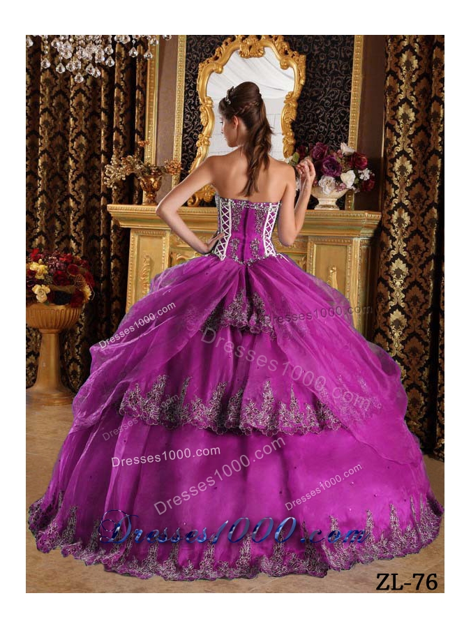 Sweetheart Fuchsia Organza Appliques Decorate Dresses For a Quinceanera