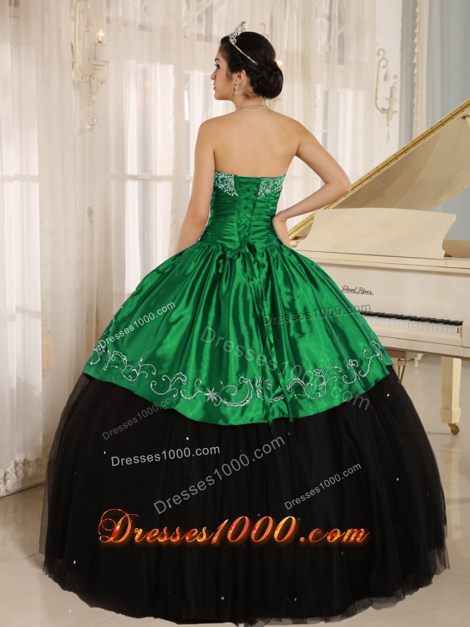 Custom Made Black and Green Quinceanera Dress with Beading and Embroidery