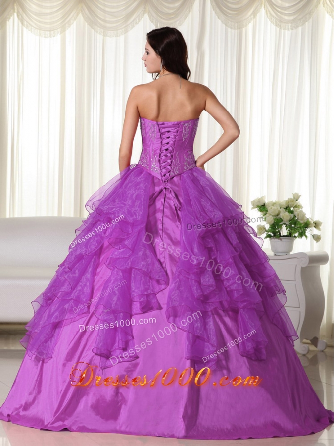 Popular Sweetheart Organza Sweet Sixteen Dresses with Appliques
