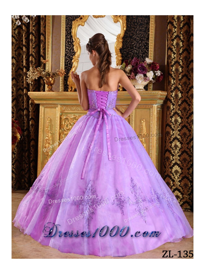 Brand New Ball Gown Strapless Appliques Tulle Dresses For a Quinceanera