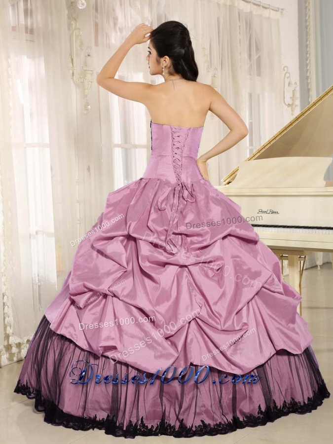 Pick-ups and Lace Appliques Taffeta Quinceanera Dress for 2014 Spring