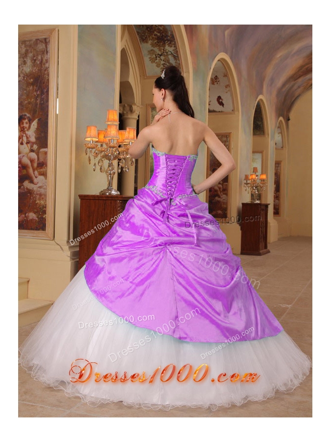 Princess Sweetheart Beading and Flowers for Lilac and White Quinceanera Gowns