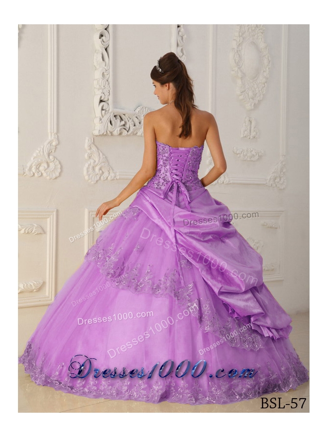 Princess Sweetheart Taffeta and Tulle Lilac Quincenera Dresses with Appliques