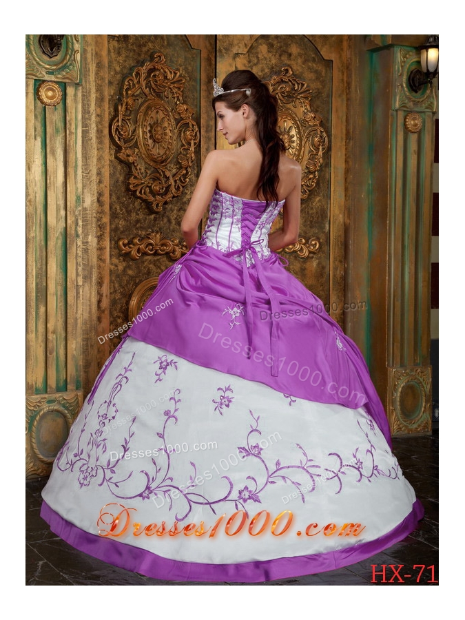 Ball Gown Strapless Embroidery Satin Dresses Quinceanera with Floor-length