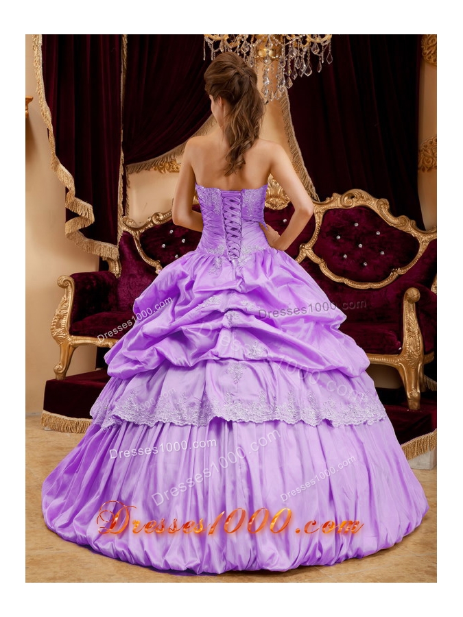 Beautiful Ball Gown Strapless Taffeta Appliques Quinceanera Dress with Pick-ups