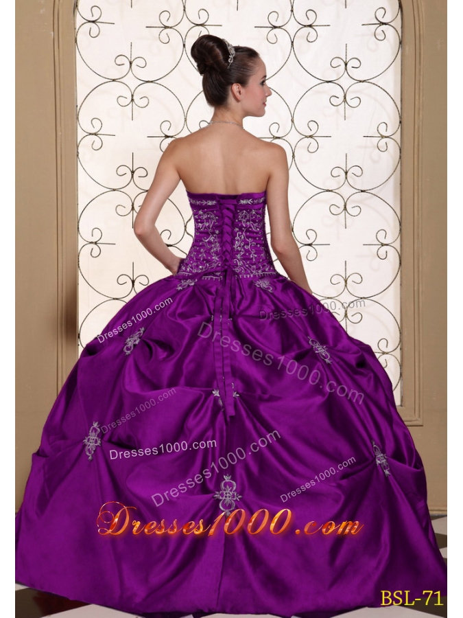 Embroidery Strapless Modest Quinceanera Dress with Pick-ups